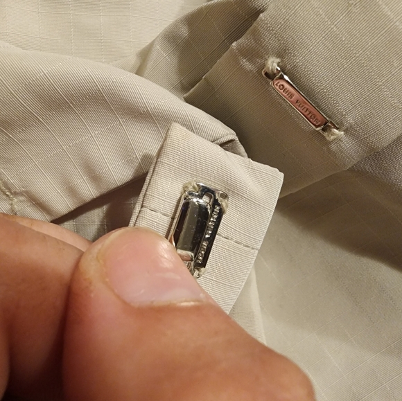 AUTHENTIC LOUIS VUITTON TOP - Picture 6 of 16